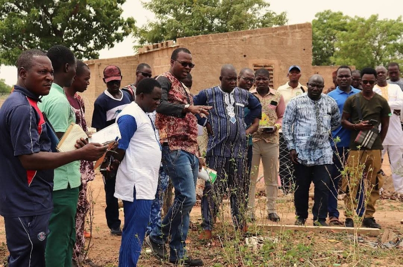 𝐀𝐜𝐜𝐨𝐦𝐩𝐚𝐠𝐧𝐞𝐫 𝐥𝐞 𝐑𝐞𝐧𝐟𝐨𝐫𝐜𝐞𝐦𝐞𝐧𝐭 𝐝𝐞𝐬 𝐜𝐚𝐩𝐚𝐜𝐢𝐭&eacute;𝐬 𝐝&rsquo;&eacute;𝐥𝐚𝐛𝐨𝐫𝐚𝐭𝐢𝐨𝐧 𝐞𝐭 𝐝𝐞 𝐦𝐢𝐬𝐞 𝐞𝐧 &oelig;𝐮𝐯𝐫𝐞 𝐝𝐞𝐬 𝐩𝐨𝐥𝐢𝐭𝐢𝐪𝐮𝐞𝐬 𝐩𝐮𝐛𝐥𝐢𝐪𝐮𝐞𝐬 𝐝𝐞𝐬 𝐎𝐏𝐀: 𝐮𝐧 𝐝&eacute;𝐟𝐢 𝐫𝐞𝐥𝐞𝐯&eacute; 𝐩𝐚𝐫 𝐥𝐚 𝐂𝐏𝐅