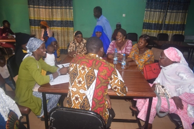 AMELIORER LES REVENUS DES ACTEURS DE LA CHAINE DE VALEUR OIGNON: LA MISE EN RELATION DES ACTEURS S&rsquo;IMPOSE