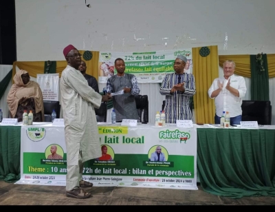 72 HEURES DU LAIT LOCAL : LA CONFEDERATION PAYSANNE DU FASO ET SES ORGANISATIONS DE PRODUCTEURS ET DE TRANSFORMATEURS DU LAIT PLAIDENT POUR l&rsquo;&Eacute;LABORATION D&rsquo;UN R&Eacute;F&Eacute;RENTIEL DES COMMANDES PUBLIQUES DU LAIT ET DES PRODUITS LAITIERS LOCAUX AU BURKINA